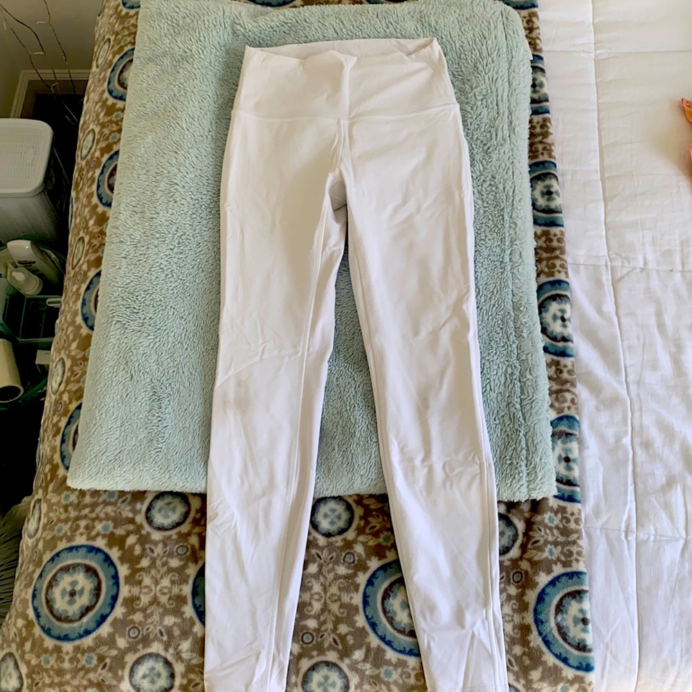 Barely worn white lululemon leggings